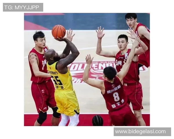 成都篮球队强势领跑联赛积分榜以94分稳居第一名